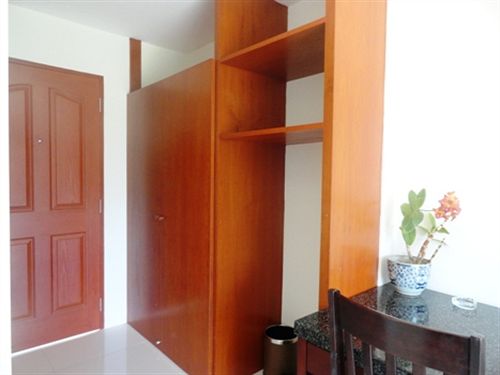 Fotos del hotel Baan Leelawadee Apartment:  25