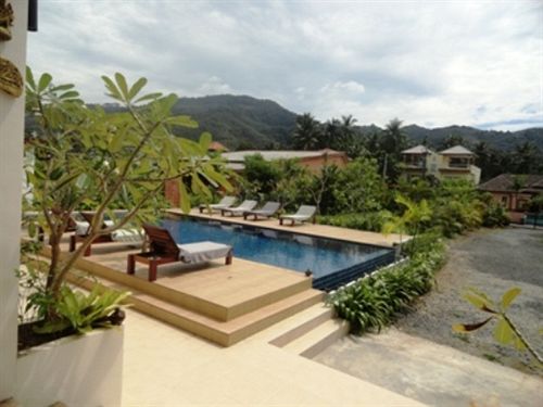 Fotos del hotel Baan Leelawadee Apartment:  18