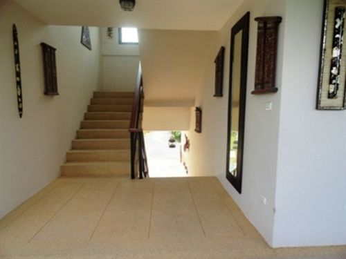 Fotos del hotel Baan Leelawadee Apartment:  3