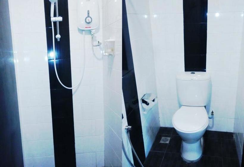 Fotos del hotel Basic:  2