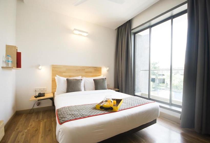 Fotos del hotel Oyo Townhouse 016 International Airport:  20