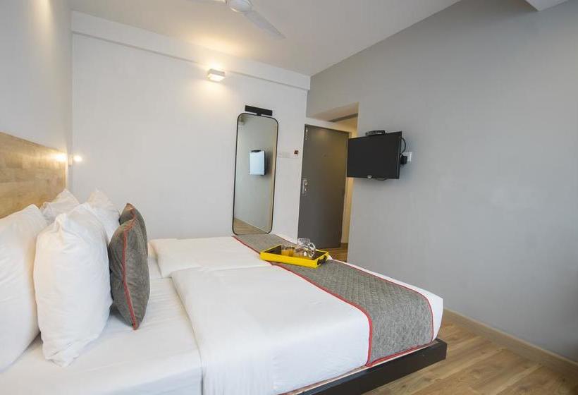 Fotos del hotel Oyo Townhouse 016 International Airport:  11