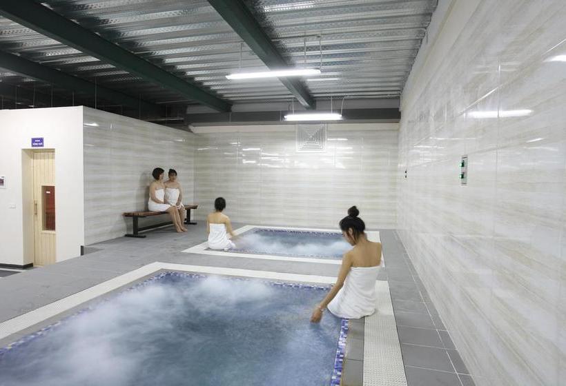 Fotos del hotel Ninety Nine Center:  14