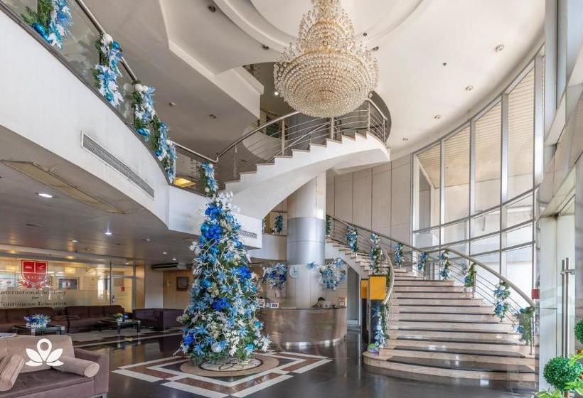 Fotos del hotel Golden Panda Dormtel By Zen Rooms:  3