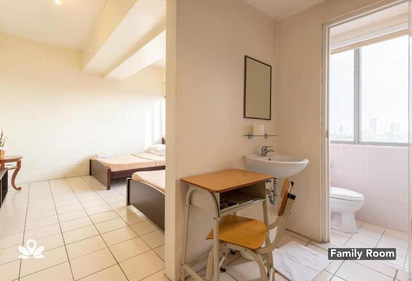 Fotos del hotel Golden Panda Dormtel By Zen Rooms:  25