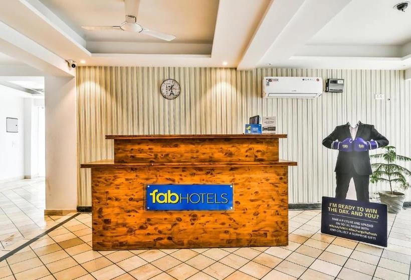 Fotos del hotel Fabhotel Comfort Dome Sector 45:  3