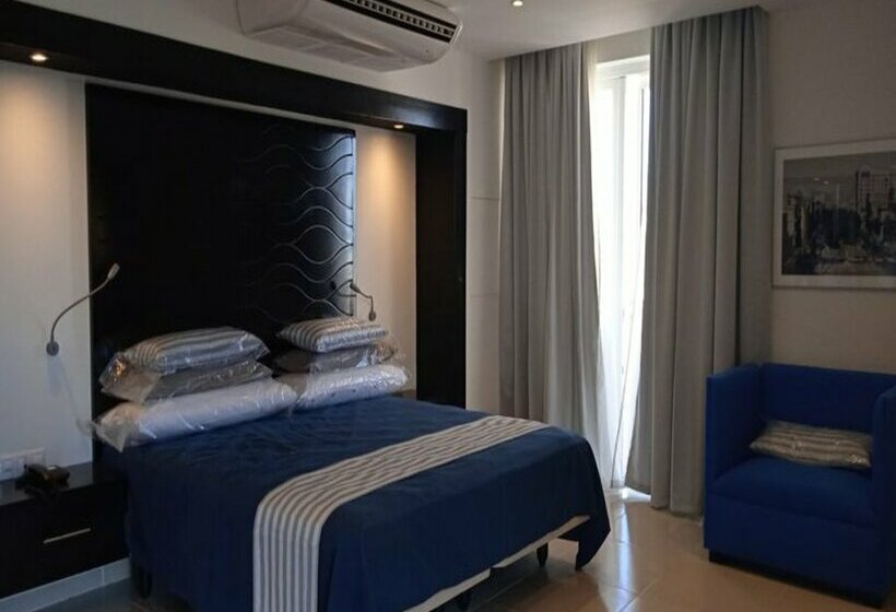 Palacio de Los Corredores