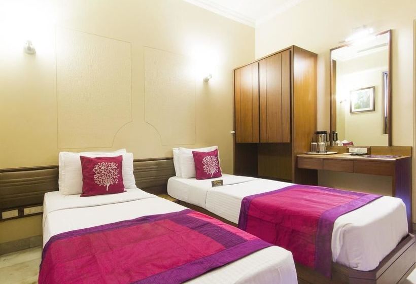 Fotos del hotel Oyo Premium Sion Railway Station:  8