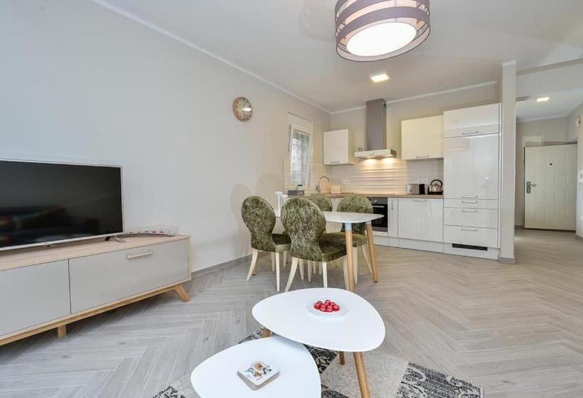 Fotos del hotel Apartments Villa Karla:  14