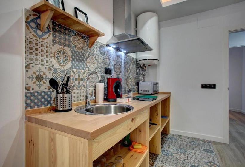 Fotos del hotel Lewis And Peter Apartments Los Remedios:  2