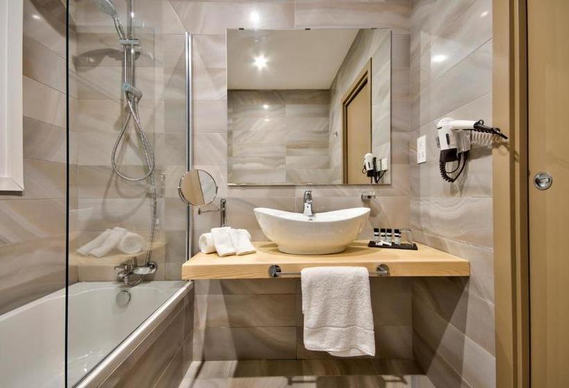 Fotos del hotel The British Suites:  5