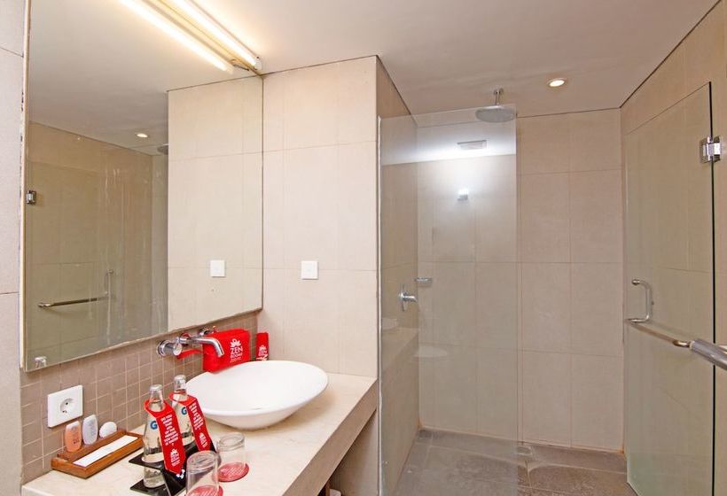 Fotos del hotel Zen Rooms Kuta Sunset Road:  14