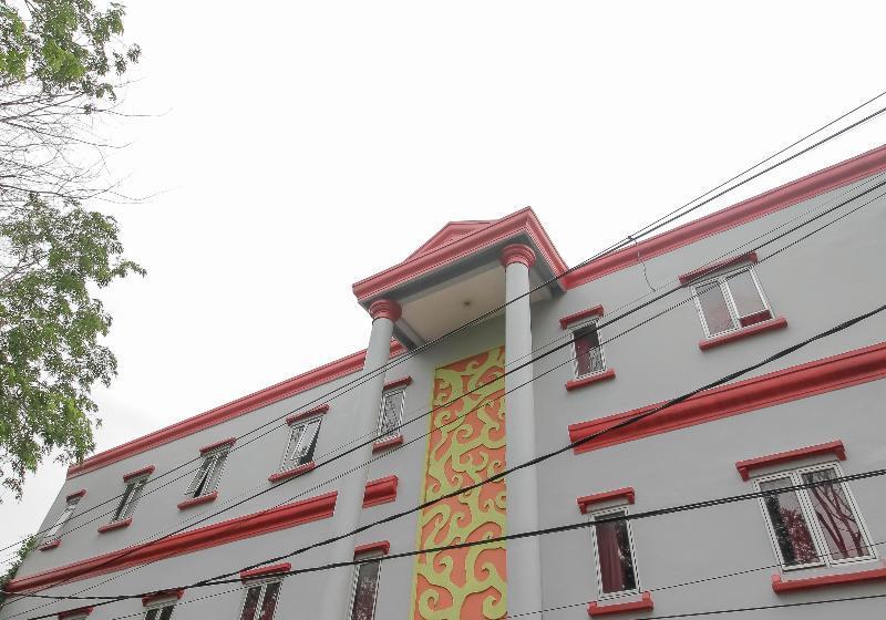 Fotos del hotel Reddoorz Plus Near Budi Luhur University Jakarta:  5