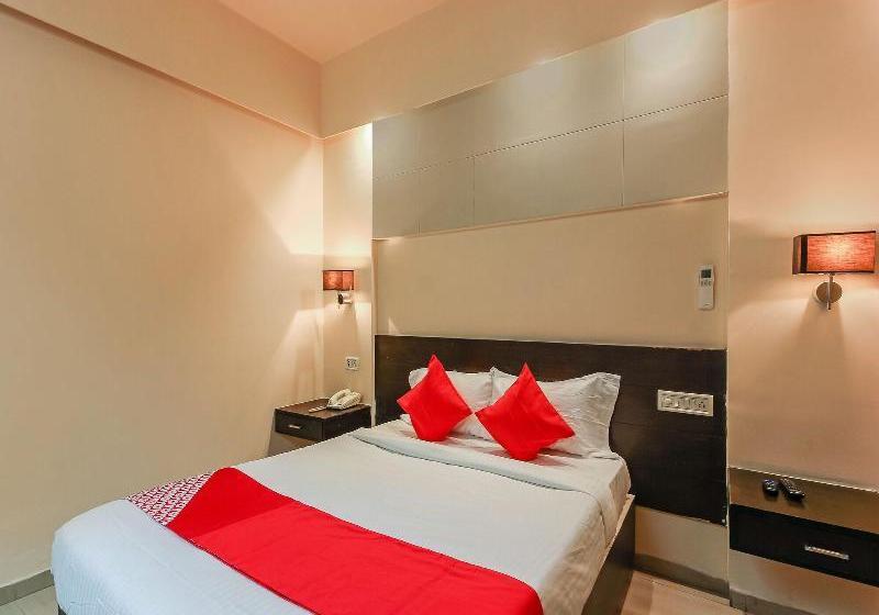 Fotos del hotel Oyo 79040  Sai Prakash:  15