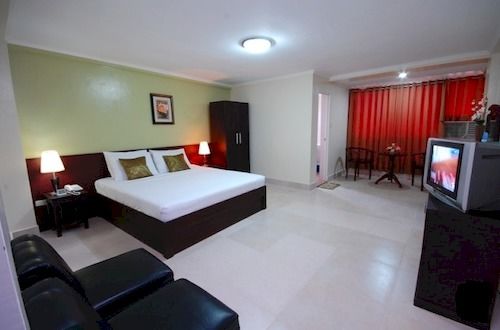 Fotos del hotel Reddoorz Plus Near Mendoza Park:  13