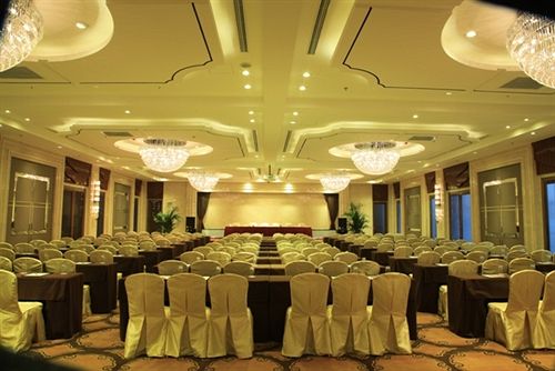 Fotos del hotel Titan Central Park:  19