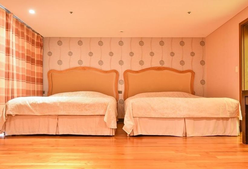 Fotos del hotel Lake Hills Jeju Resort:  19