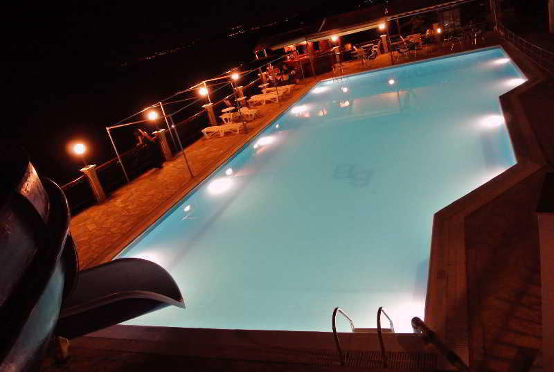 Fotos del hotel Blue Beach Bungalows:  2