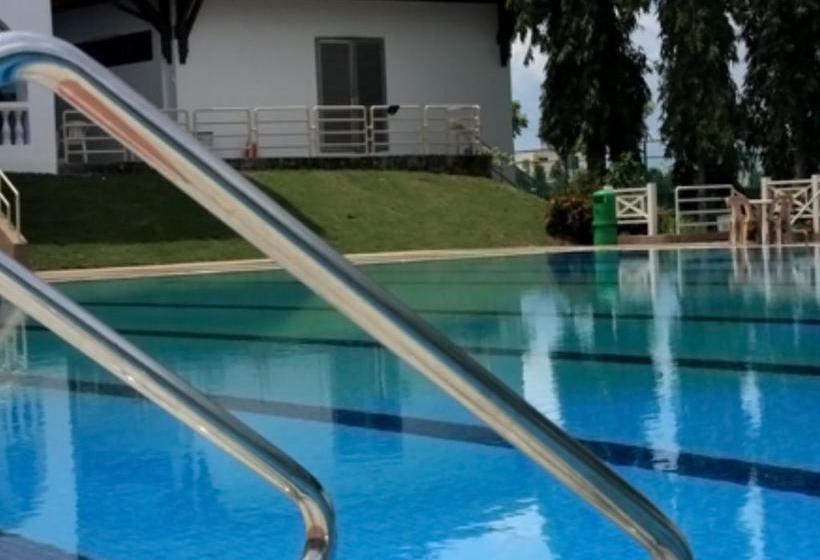 Ponderosa Golf & Country Resort