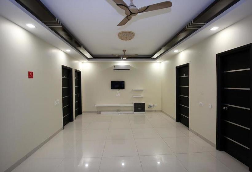 Fotos del hotel Fabhotel Shashank Villa:  7