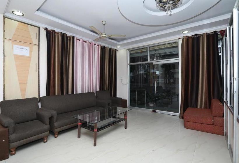 Fotos del hotel Oyo 10347 Hotel Deepak:  25