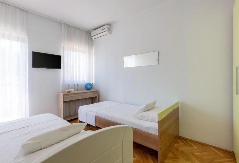 Fotos del hotel Villa Ivana:  15