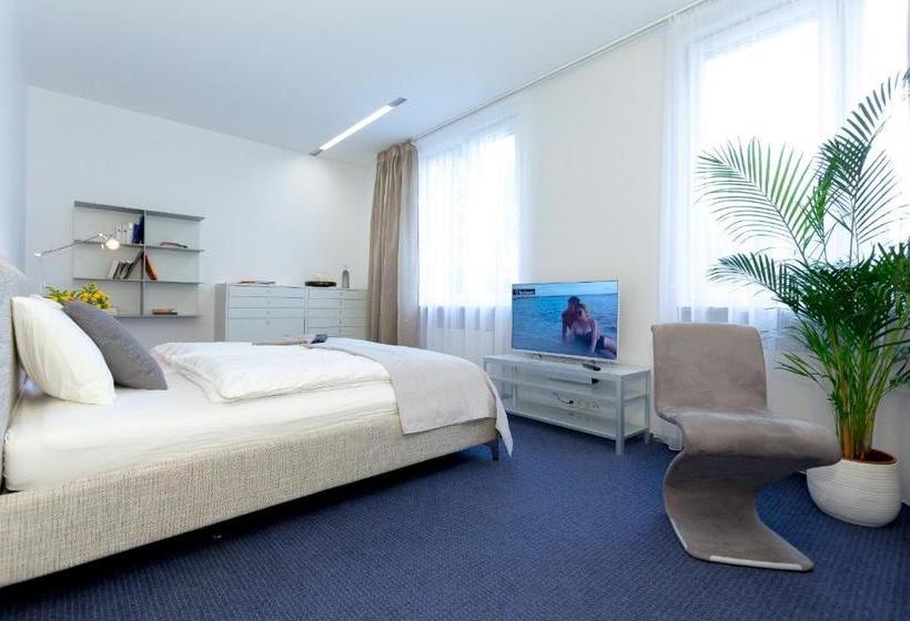 Fotos del hotel Vilnius Apartments And Suites Gedimino Ave:  9