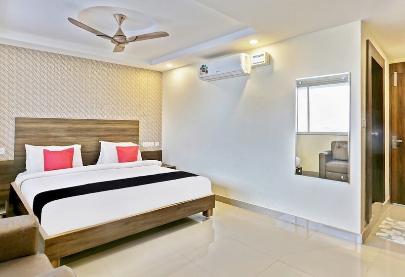 Fotos del hotel Capital O 15079 Navvada Regency:  8