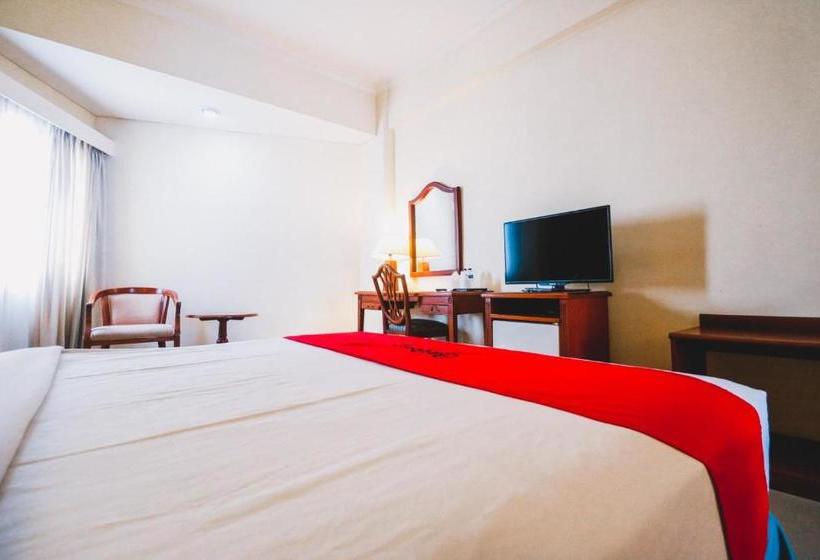 Fotos del hotel The Paragon Hotel By Reddoorz:  23