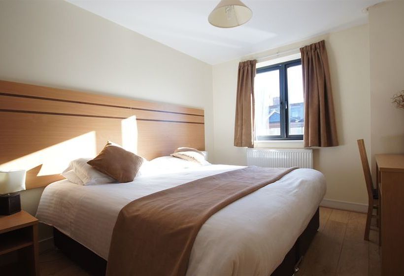 Fotos del hotel Crompton Court Apartments:  24