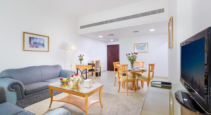 Fotos del hotel Roda Metha Suites:  2