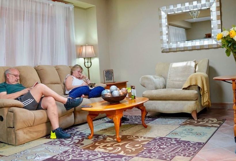 Fotos del hotel Tadeo Inn Bed & Breakfast:  25