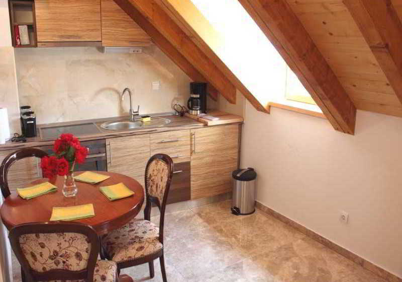 Fotos del hotel Apartments Perla:  13