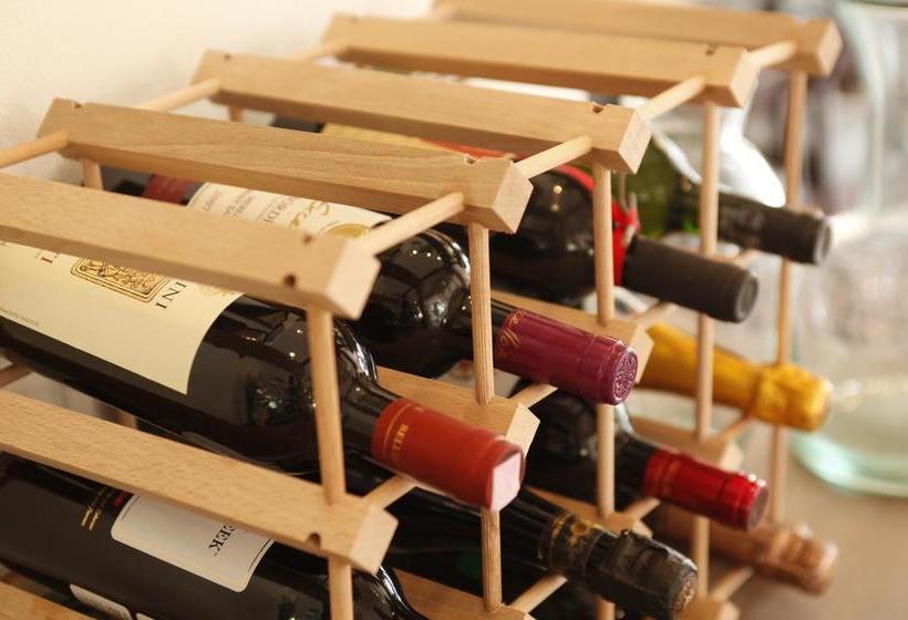 Fotos del hotel Lakeside  Little White Flower:  6