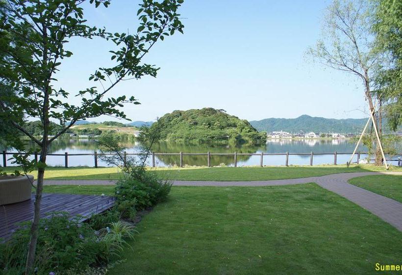 Fotos del hotel Lakeside  Little White Flower:  17