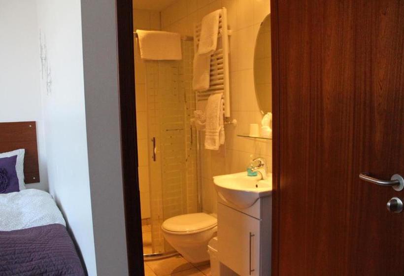 Fotos del hotel Grásteinn - Airport:  10