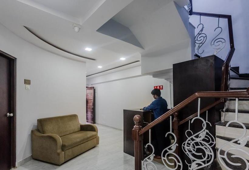 Fotos del hotel Oyo Rooms Near Kokilaben Hospital:  25