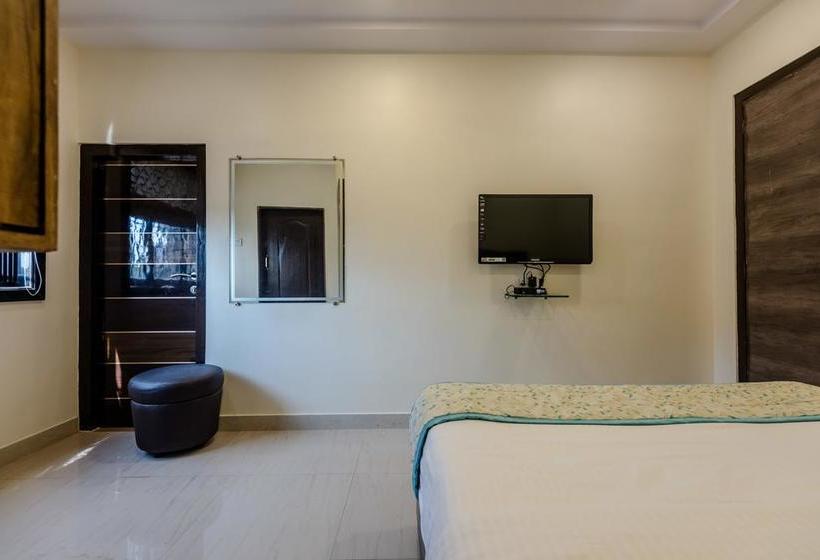 Fotos del hotel Oyo Rooms Near Kokilaben Hospital:  22