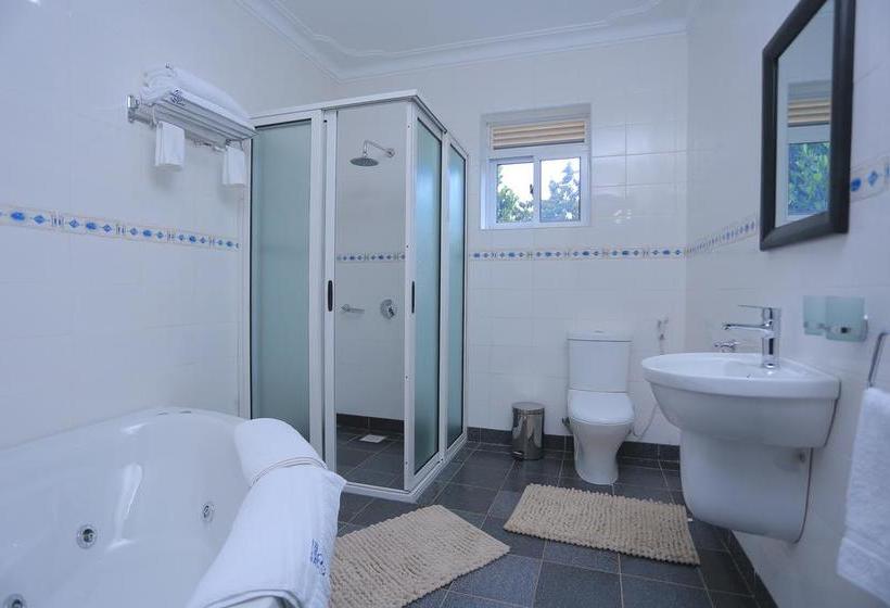 Fotos del hotel Serene Suites:  23