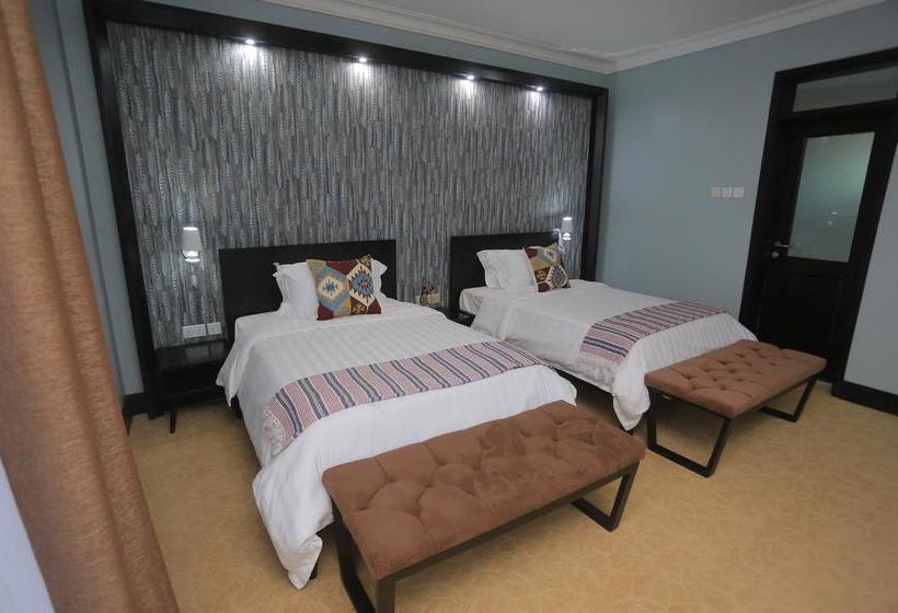 Fotos del hotel Serene Suites:  22