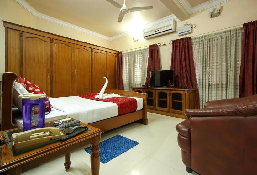 Fotos del hotel Oyo 6955 Eyrie Comfort Suites:  5