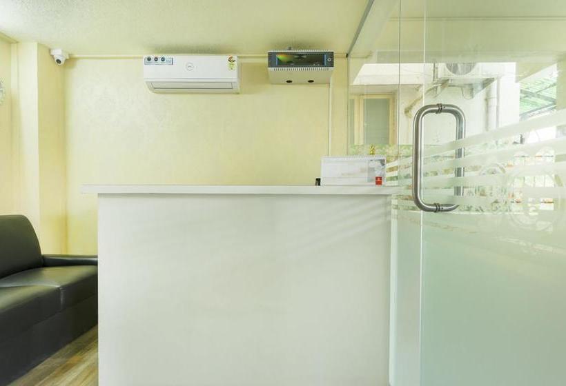 Fotos del hotel Treebo El Cielo:  23