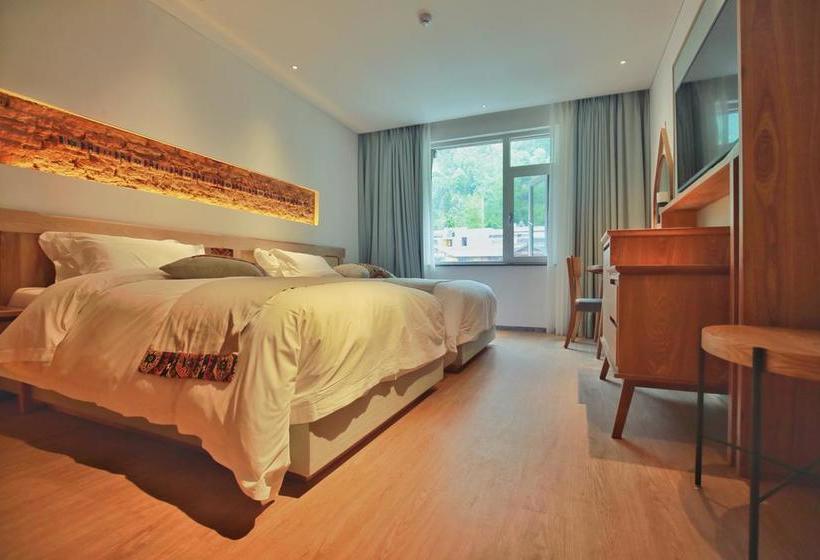 Fotos del hotel Suoxishanju Light Luxury Resort:  12