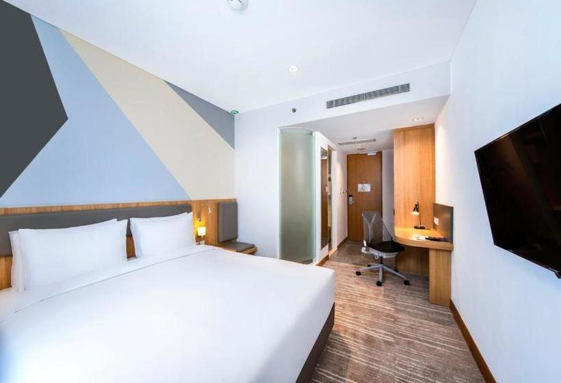 Fotos del hotel Holiday Inn Express Jakarta Matraman, An Ihg:  8