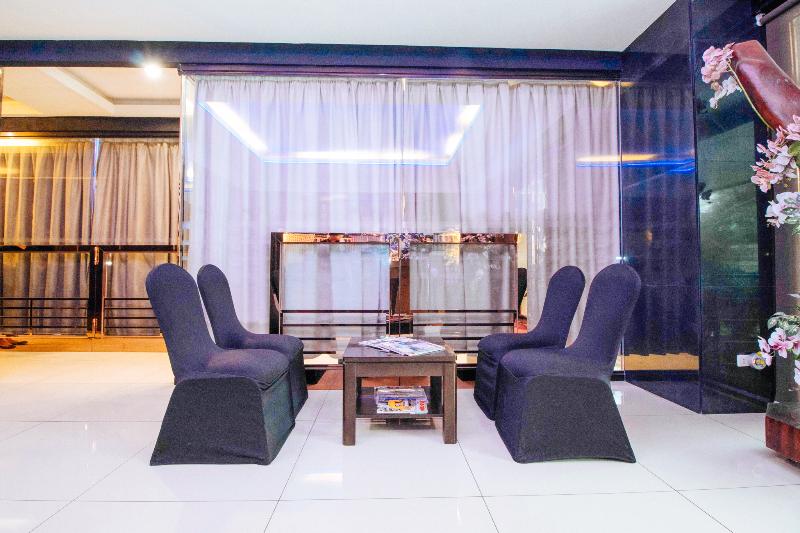 Fotos del hotel Reddoorz Premium Near Trinoma Mall:  11