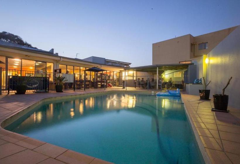 Sydney Beachouse Yha