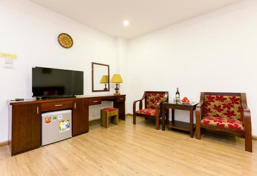 Fotos del hotel Oyo 668 New Amely:  5