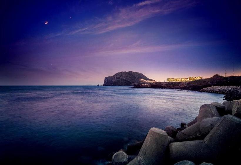 Fotos del hotel The Cloud Pool And Spa:  11