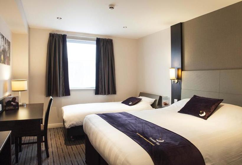 Fotos del hotel Premier Inn Southampton City Centre:  2