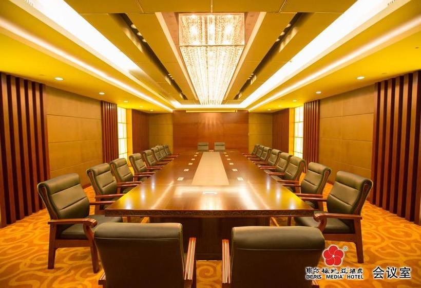 Fotos del hotel Beris Media:  5